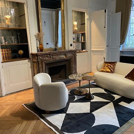 Appartement Chic Et De Caractere ! Saint-Cyr-au-Mont-d'Or Esterno foto